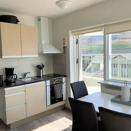 Great Downtown Apartment With Beautiful View Akureyri Exterior foto